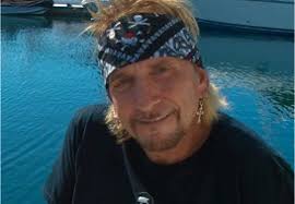 RADIO BIZZZZZZZZZZZZZZZZZZZZ, LA PLUS GROSSE ANTENNE DE RADIO AU MONDE,  HARD ROCK, HEAVY METAL, RADIO QUEBEC, metal radio, power metal, gothic  metal, rock, hard rock, heavy metal, heavy, metal, hard, rock, radio,