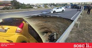 Jalan tar di kawasan sekolah memerlukan kepada penurapan baru 1. Malaysia Merupakan Negara Pertama Kat Dunia Gunakan Inovasi Jalan Getah Ini Kelebihannya Soscili