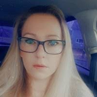 Karen Spry's Instagram, Twitter & Facebook