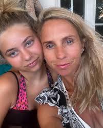 Vicky Bentley (@vickybentley) • Instagram photos and videos