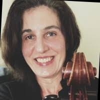 Kristin Isaacson's Instagram, Twitter & Facebook