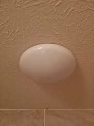 Unable To Remove Bathroom Light Fixture To Change Bulb Doityourself Com Community Forums