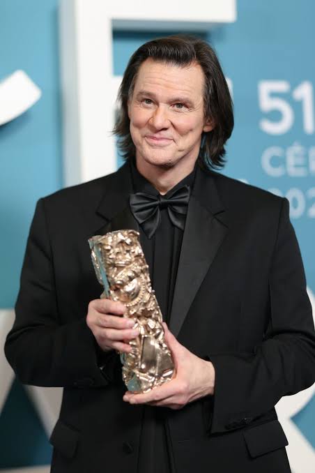 Jim Carrey przerwał milczenie ws. wyglądu. Wiadomo, czy był na gali