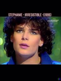 Stephanie Biddle Chanteuse