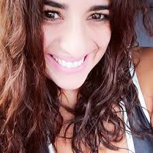 Andrea Leite's Instagram, Twitter & Facebook