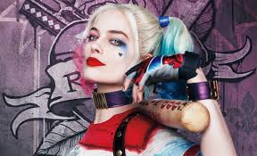 Sebevražedný oddíl vydělal tři čtvrtě miliardy dolarů, takže ho rozhodně nejde odepsat jako neúspěch. Sebevrazedny Oddil Dalsi Davka Stylovych Plakatu Gorilla Cz