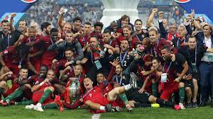 Portugal em direto procura dar protagonismo aos valores positivos e �s pessoas que trabalham e se distinguem para fazer um portugal melhor. Portugal Europameister 2016 So Ungewohnlich Ist Der Erfolg Fussball Em