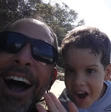 What's the best option for a ride to SJU Saturday morning from Isabella?