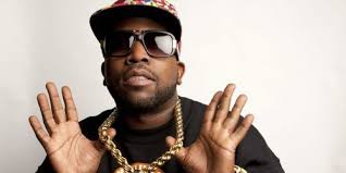 Celebrities with middle name: Andre