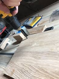 Modernes Massivholz Lowboard Aus Eiche Selber Bauen In 2020 Lowboard Massivholz Lowboard Holz