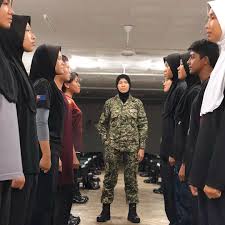 Hj azman hj yahya (jinggo). Geram Je Tengok Kau Ramai Emosi Watak Raz Jadi Pelengkap Leftenan Zana Kisah Dunia