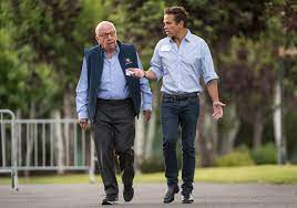 James Murdoch's Exit Leaves His Brother as Last Man Standing - Bloomberg