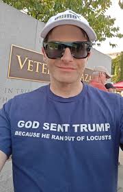 Me, David Laurence, yesterday at No Kings: Scranton, Pennsylvania! Follow  me for political commentary