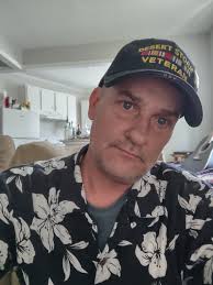 Hello my name is Earle S.Welch IV son of Earle (Tony)Welch III grandson of  Earle (Sam) Welch Jr. great grandson of E.S.Welch Sr. if anyone knew them  or have any info on