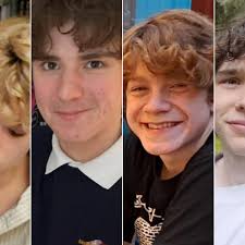 Vier tieners dood teruggevonden in verongelukte auto nadat ze gingen  kamperen in Wales