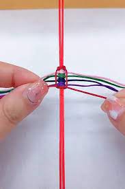Diy Hand Strap Video Ankle Bracelets Diy Diy Bracelets Easy Friendship Bracelets Diy