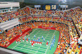 Official instagram account of the kansas city chiefs. Chiefs Stadium In Legos By Theslynch Via Flickr Lego Football Arrowhead Stadium Camping New Zealand