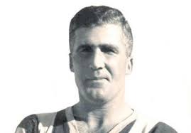 Sunny' shines for the Wanderers