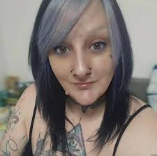 Hi Guys Idk if this is allowed but… I live in the UK and Bobs Burgers is  definitely my special interest the thing is we don't have any like merch or  blind