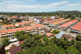 Mengikut sejarah sebutan yan diambil daripada penghujung perkataan sendayan iaitu sejenis tumbuhan yang banyak terdapat di sini suatu ketika dahulu. Tuaran Wikipedia Bahasa Melayu Ensiklopedia Bebas