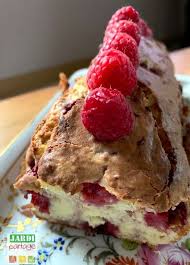 Gateau A La Framboise Facile Et Rapide Gateau A La Framboise Gateau Gateaux Et Desserts