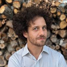 When are post-trip difficulties best treated as PTSD?