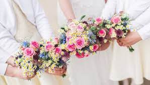 Three main types of roses are most popular for wedding flowers: Top 16 Most Popular Wedding Flowers Ever In 2021