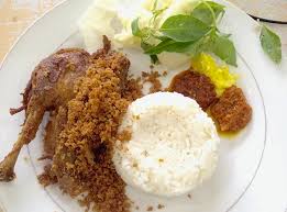 Scopri ricette, idee per la casa, consigli di stile e altre idee da provare. 13 Tempat Makan Bebek Goreng Berpadu Sambal Pedas Di Surabaya Dijamin Mantap Bukareview