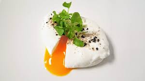 Cuire Un Oeuf Poche Recette En 2020 Oeuf Poche Cuire Un Oeuf Cuisson Sous Vide