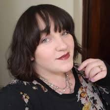 It's 9 o'clock! Do you know where your jewelry is.