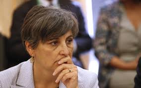 Minsal pidió renuncia de seremi de Salud de Arica tras charla sobre  sexualidad