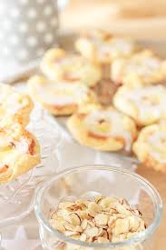 Danisches Rezept Spandauer Mit Vanillecreme Und Blatterteig Danische Rezepte Rezepte Danemark Essen