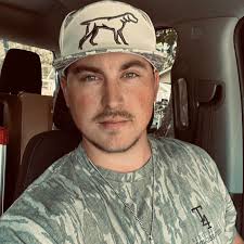 Sorry group, I did try a search with no luck, what are you guys using for  pick up bed tool boxes? It seems like a standard 60" will fit the bed but