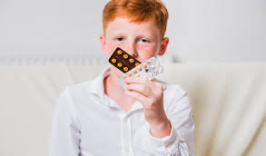 Conselho Federal de Farmácia alerta sobre ‘trend’ que incentiva uso de medicamentos entre adolescentes