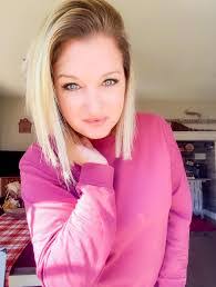 Krystal Maynard's Instagram, Twitter & Facebook