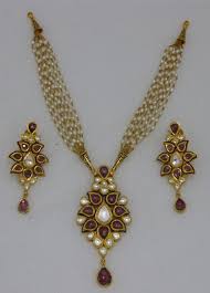 Pin By Sangeetha Korada On Jewllery Antique Gold Jewelry Gold Pearl Jewelry Jewelry