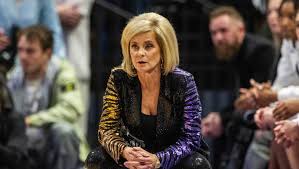 Kim Mulkey responds to buzz over LSU missing national anthem