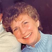 Darlene Lacroix's Instagram, Twitter & Facebook