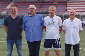 Jun 28, 2021 · promozione, prima e seconda categoria al via a settembre dopo un anno di rinvii, si parte con il campionato e la coppa si giocherà a torneo in corso. Hw5zhnxg Ff4om