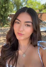 Aileen Dy's Instagram, Twitter & Facebook