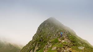 It is located in argeș county , in the făgăraș mountains of the southern carpathians. Fagaras Hikes Moldoveanu The Highest Peak In Romania Hereihike