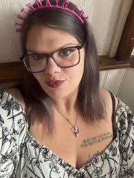 If anyone finds a pair of clear plastic reading glasses