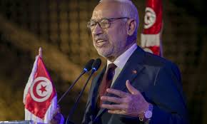 أصدر راشد الغنوشي، رئيس البرلمان التونسي ورئيس حركة النهضة بيانا عقب فيه على قرارات الرئيس التونسي، قيس بن سعيد وسط المظاهرات التي تشهدها البلاد. Ø§Ù„ØºÙ† ÙˆØ´ÙŠ Ù„Ø³Ø¹ÙŠ Ø¯ ØªÙˆÙ†Ø³ Ù„Ø§ Øª Ø­ÙƒÙ… Ø¥Ù„Ø§ Ø¨Ø§Ù„ØªÙˆØ§ÙÙ‚ ÙÙŠØ¯ÙŠÙˆ Ø§Ù„Ù‚Ø¯Ø³ Ø§Ù„Ø¹Ø±Ø¨ÙŠ