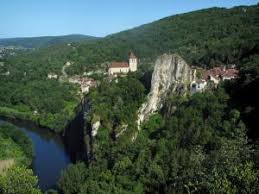 3.1.3 explorer les entrailles de la terre : Saint Cirq Lapopie Guide Tourisme Vacances