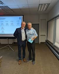 This week is dedicated to the hardworking individuals who play an integral  role in the sport of curling. It's National #ThankAnIceTech week! On that  note, we'd like to take this opportunity to