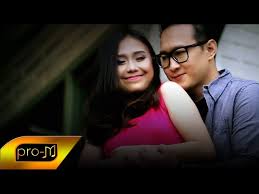 Disini cinta disana rindu bersama akak wanyhasrita. Download Lagu Cinta Jarak Jauh Dari Dygta 4 34 M Dunialagu