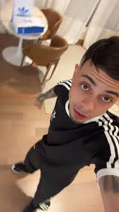 Qual A Altura Do Mc Tuto