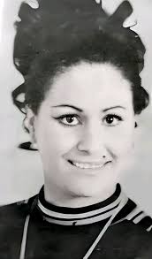 الكنيسة الكاثوليكية سانت كليمون ببوسالم "سوق الخميس سابقا"سنة 1920مع العلم  و أن هذه الكنيسة وقع تشييدها سنة 1909 من طرف الآباء البيض بتيبار. حاليا  موجودة لكن المخروط والصليب هدمتا