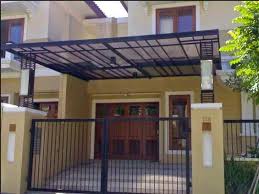 Untuk gaya rumah minimalis, desain kanopi bahan kayu termasuk salah satu yang cukup disarankan karena kokoh dan punya nilai estetika tersendiri yang cocok di bagian outdoor. Contoh Model Kanopi Rumah Minimalis Modern Kang Arbain