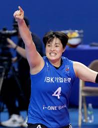 Jun 01, 2021 · 포크가수 김희진과 테너 류정필이 6월1일 '한국인이 사랑하는 골든 팝 베스트' 앨범을 공개한다.이 앨범은 7080세대의 낭만과 추억을 느낄 수 있는 포크 음악의 길을 걸어온 김희진의 청아한 매력과 세계 무대와 한국에서 테너로 활동하고 있는 성악가 류정필의 풍부한 음악성이 돋보인다.특히. íšŒë³µí•œ ì´ìž¬ì˜ ê¹€í¬ì§„ ê¹€ì—°ê²½ë§Œ ì˜¤ë©´ ì—¬ìžë°°êµ¬ëŒ€í'œíŒ€ ì™„ì„±ì²´ ì—°í•©ë‰´ìŠ¤